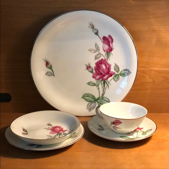 Vintage 5 pc Place Setting Kutani Rose Pattern - Picture 2 of 5